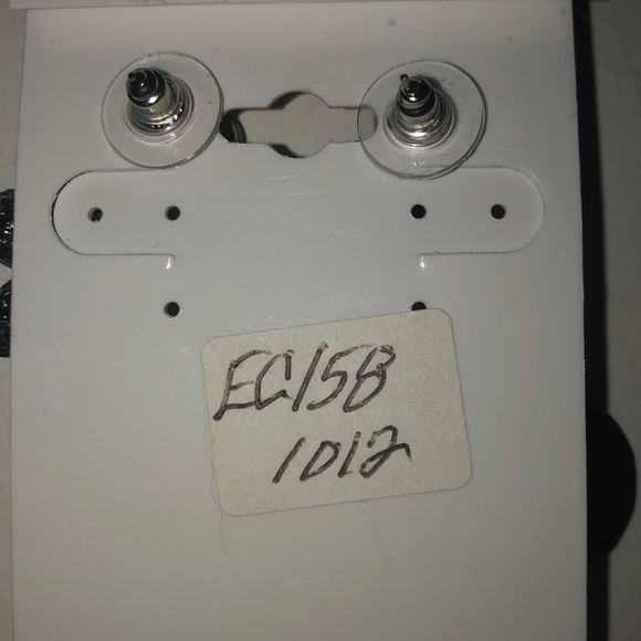 Beau Douglas Formal Dangle Earrings - Picture 3 of 3